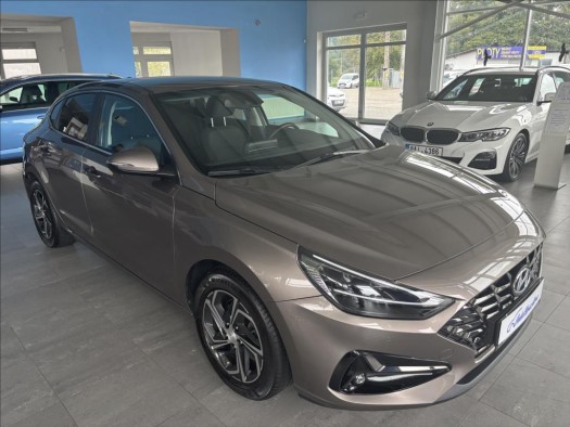 Hyundai i30 1,0   TGDI,SMART,ČR,ZÁRUKA,1.M.