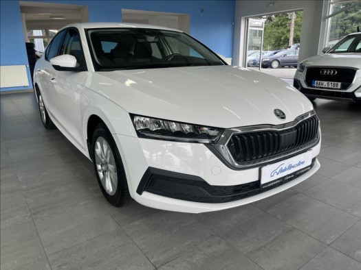 Škoda Octavia 1,5   TSI 110kW,1.MAJITEL,ČR