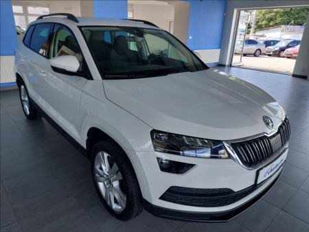 Škoda Karoq 1,6   TDI,STYLE,1.MAJITEL,SERVISKA