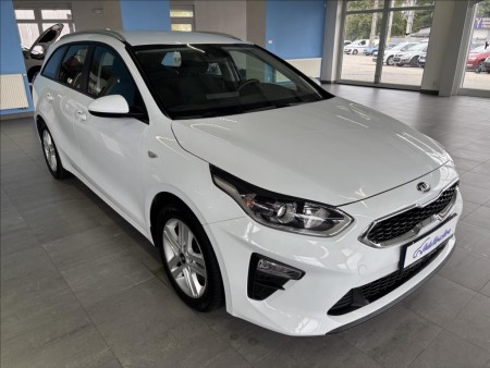 Kia Ceed 1,0   T-GDI,FRESH,SERVISKA