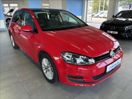 Volkswagen Golf 1,6   TDI 81kW,SERVISKA,CUP